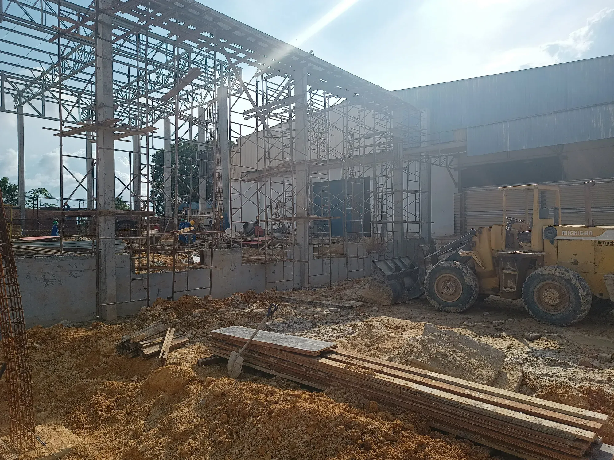 Ampliação de fábrica de plásticos — MM da Amazônia — registro fotográfico de obra, 6 de dezembro de 2022 — Manaus/AM