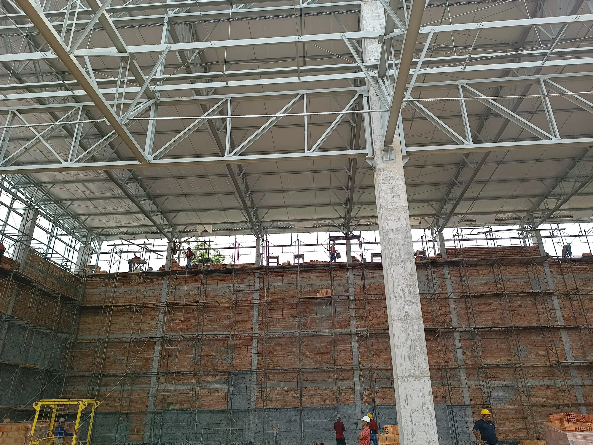 Ampliação de fábrica de plásticos — MM da Amazônia — registro fotográfico de obra, 26 de dezembro de 2022 — Manaus/AM